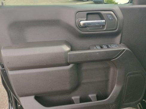 Used 2025 Chevrolet Silverado 1500 Custom RWD image 10