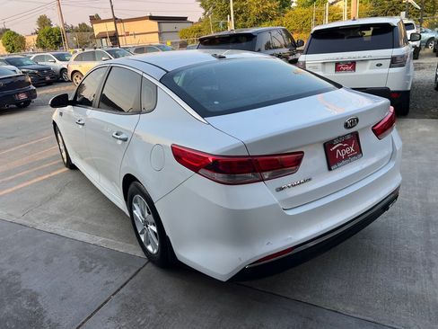 Used 2016 Kia Optima LX FWD image 5