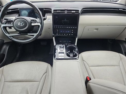 Certified 2024 Hyundai Tucson Limited image 8