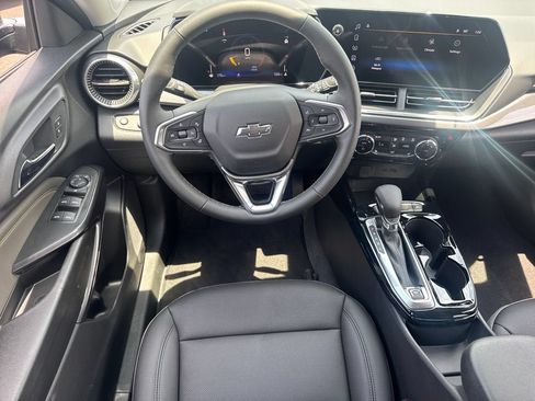 New 2026 Chevrolet Trax ACTIV w/ Driver Confidence Package FWD image 17