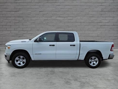 Used 2023 RAM 1500 Big Horn AWD/4WD image 2