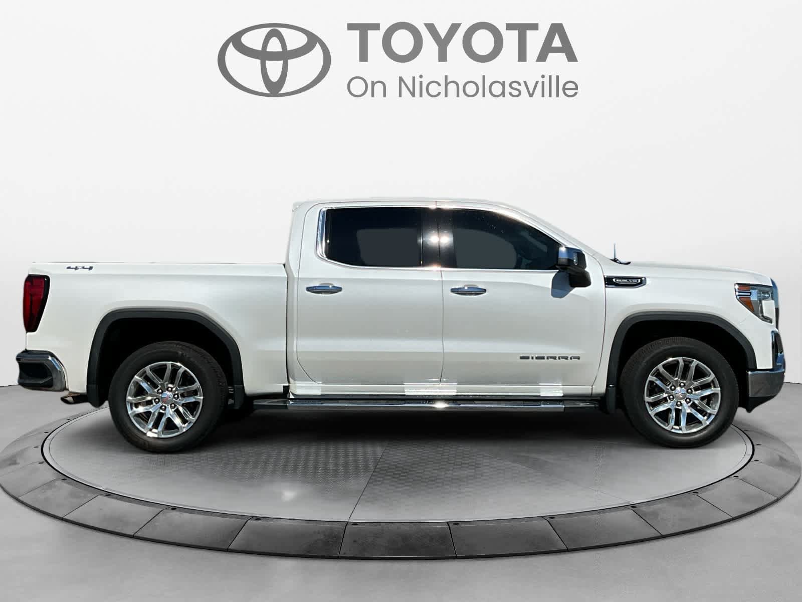 Used 2019 GMC Sierra 1500 SLT w/ SLT Premium Plus Package AWD/4WD image 6