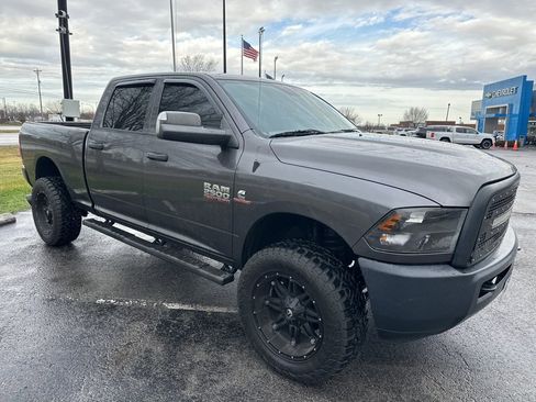 Used 2015 RAM 2500 Tradesman image 3