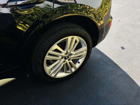 Used 2018 Audi Q5 2.0T Premium Plus w/ Premium Plus Package image 8