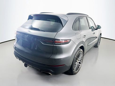 Used 2020 Porsche Cayenne image 9