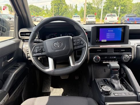 New 2026 Toyota Tacoma TRD Off-Road AWD/4WD image 15