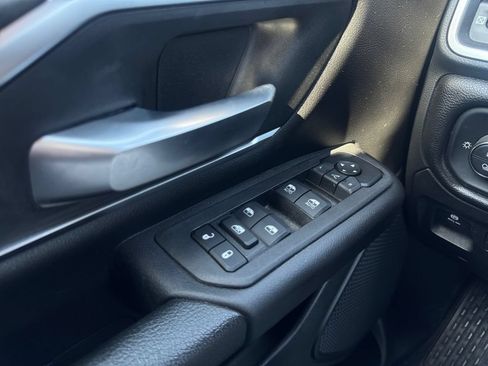 Used 2025 RAM 1500 Big Horn AWD/4WD image 27