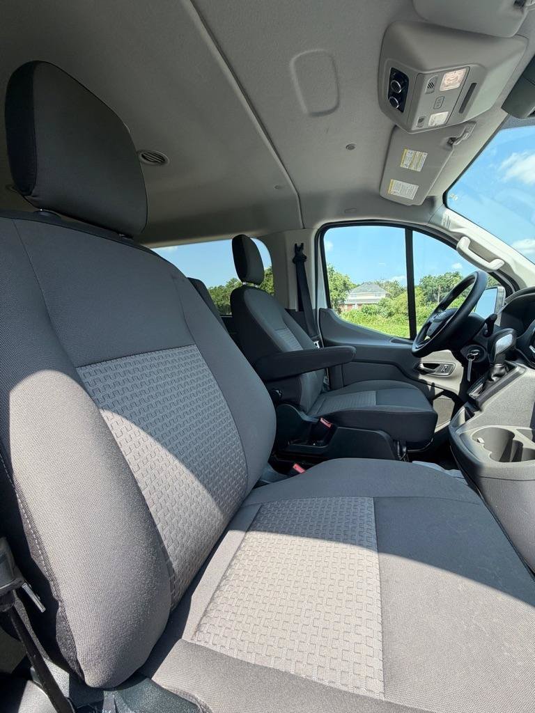 Used 2023 Ford Transit 350 XLT RWD image 16