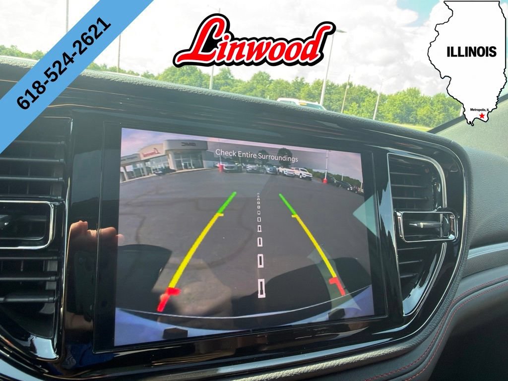 Used 2025 Dodge Durango R/T AWD/4WD image 32