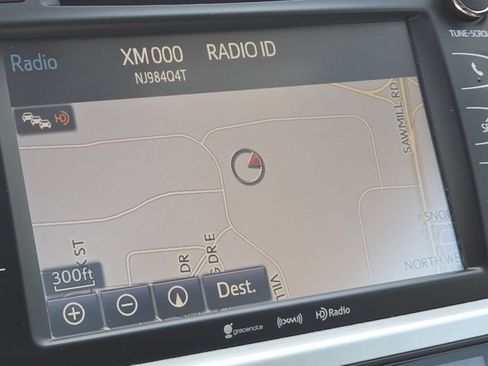 Used 2019 Toyota Highlander SE AWD/4WD image 22