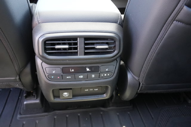 Used 2025 Honda Pilot Elite image 21