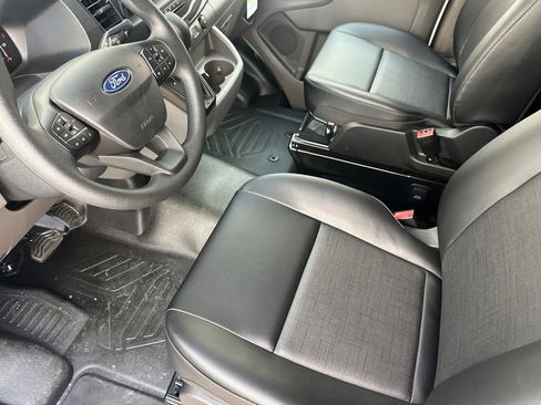 New 2026 Ford Transit 250 148 Medium Roof w/ Load Area Protection Package image 10