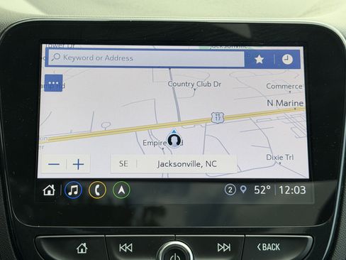 Used 2023 Chevrolet Equinox Premier image 36