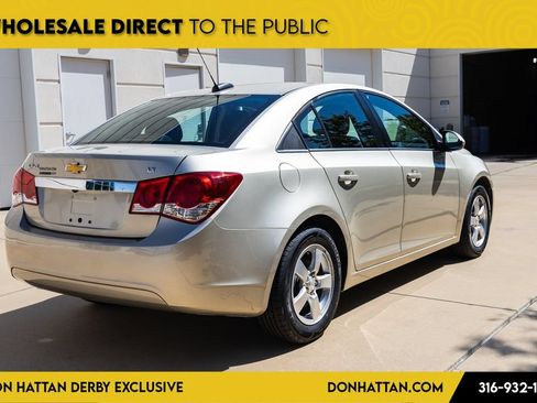 Used 2016 Chevrolet Cruze LT FWD image 25
