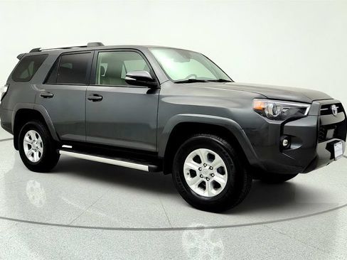 Used 2023 Toyota 4Runner SR5 Premium w/ Moonroof Package AWD/4WD image 3