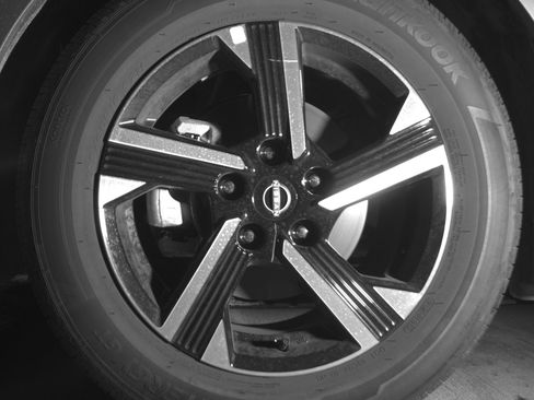 Used 2025 Nissan Sentra SV FWD image 12