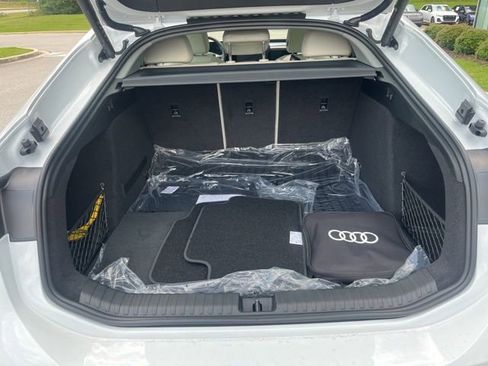 New 2025 Audi A6 e-tron Premium Plus image 27