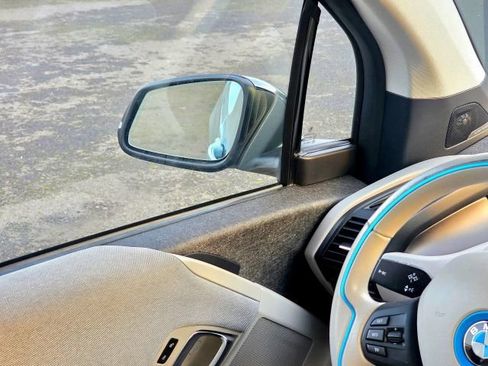 Used 2017 BMW i3 w/ Range Extender image 15