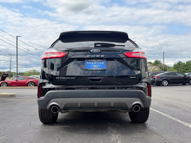 Used 2023 Ford Edge Titanium w/ Cargo Accessory Package AWD/4WD image 10