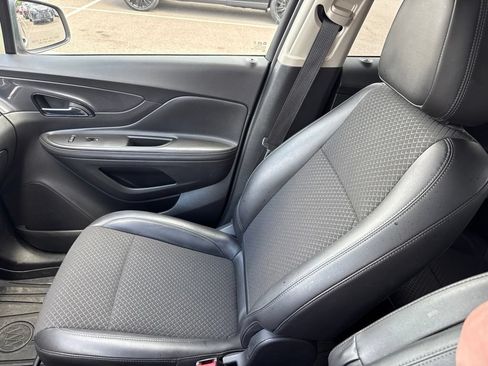 Used 2019 Buick Encore Preferred FWD image 23
