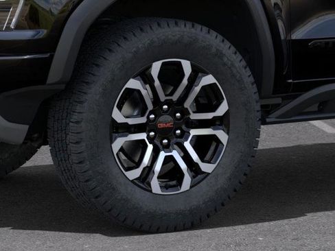 New 2025 GMC Canyon AT4 w/ Nightfall Edition image 24