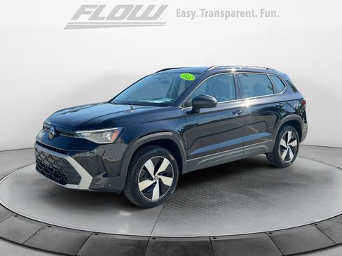 Certified 2025 Volkswagen Taos S AWD/4WD image 4
