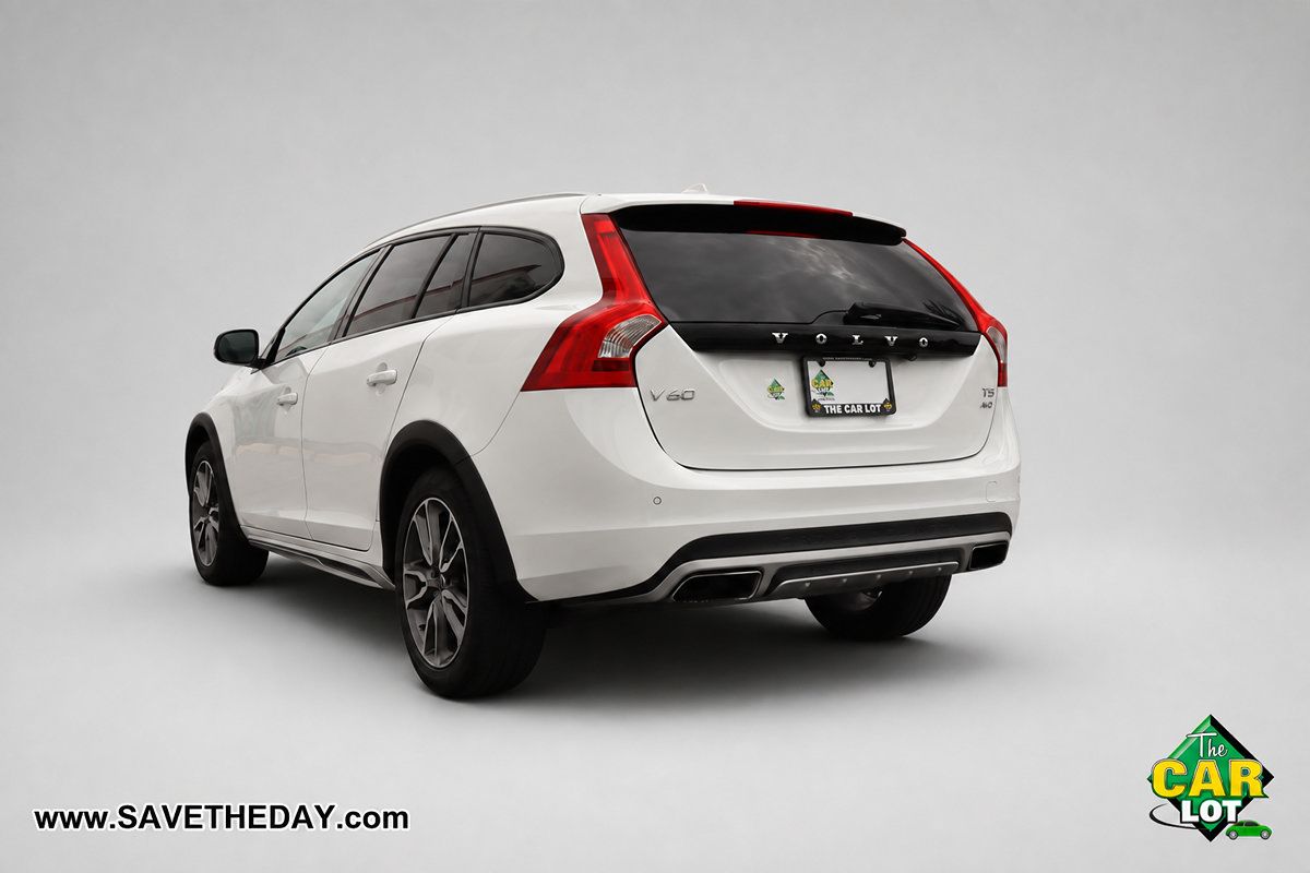 Used 2018 Volvo V60 T5 Cross Country w/ Convenience Package AWD/4WD image 6