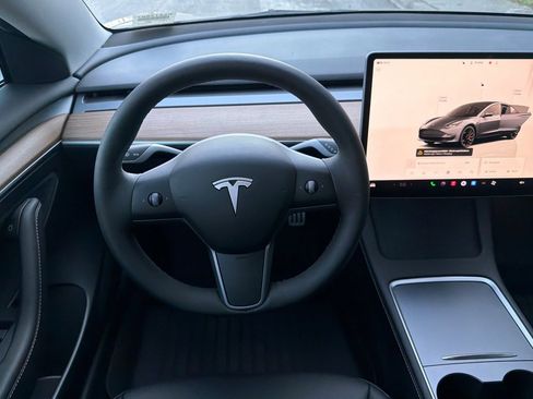 Used 2023 Tesla Model 3 Performance image 18