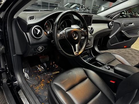 Used 2015 Mercedes-Benz GLA 250 image 37