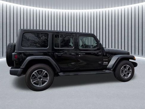 Certified 2023 Jeep Wrangler Unlimited Sahara w/ Cold Weather Group AWD/4WD image 6