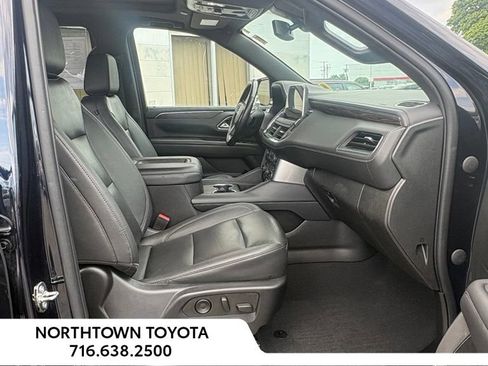 Used 2022 Chevrolet Tahoe LT w/ Luxury Package AWD/4WD image 12