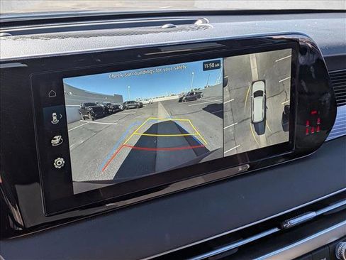 Used 2025 Hyundai Palisade Calligraphy image 12