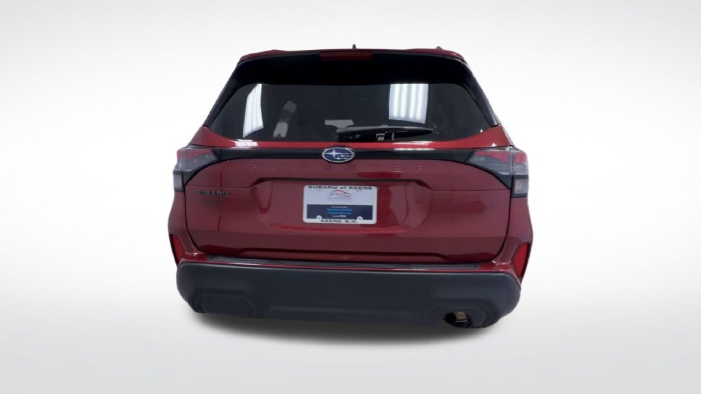 Used 2025 Subaru Forester Premium AWD/4WD image 7