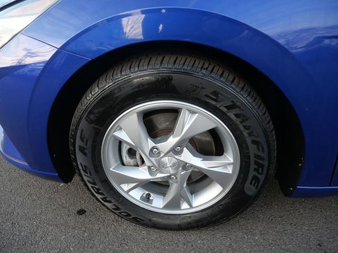 Used 2022 Hyundai Elantra SE w/ Cargo Package image 32