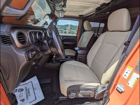 Used 2018 Jeep Wrangler Unlimited Sport S AWD/4WD image 21