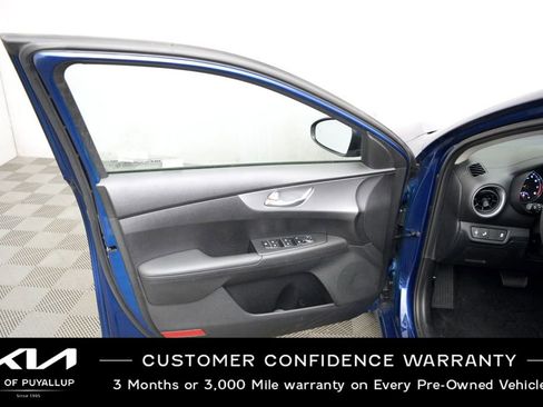 Certified 2023 Kia Forte LXS w/ LXS Technology Package image 9