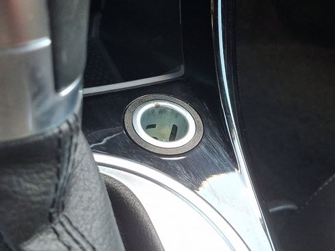 Used 2019 Volkswagen Beetle 2.0T Final Edition SEL image 25