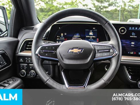 Used 2025 Chevrolet Tahoe High Country AWD/4WD image 27