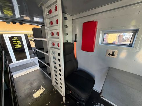 Used 2020 Ford Transit 250 Medium Roof w/ Interior Upgrade Package image 9