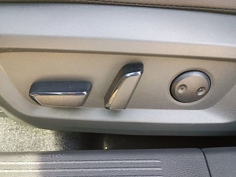 New 2026 Nissan Rogue SV AWD/4WD image 27