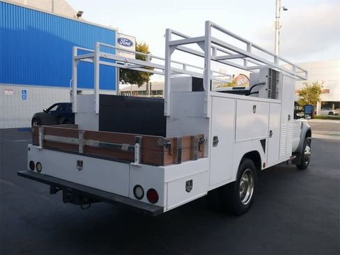 Used 2008 Ford F550 2WD Regular Cab Super Duty image 8