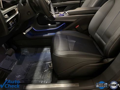 Used 2024 Cadillac Lyriq Luxury image 57