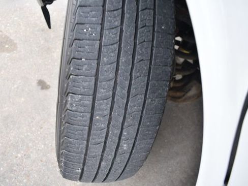 Used 2020 Chevrolet Express 3500 LT w/ LT Preferred Equipment Group image 18