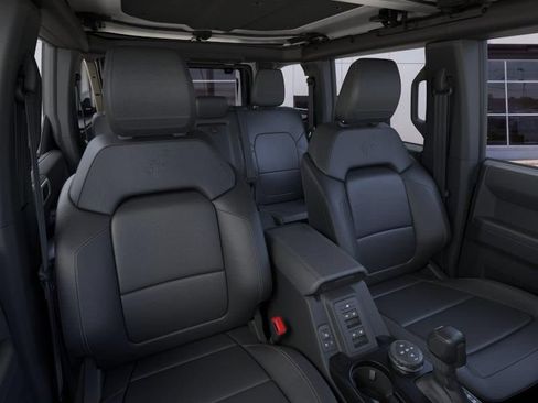New 2026 Ford Bronco Badlands AWD/4WD image 14