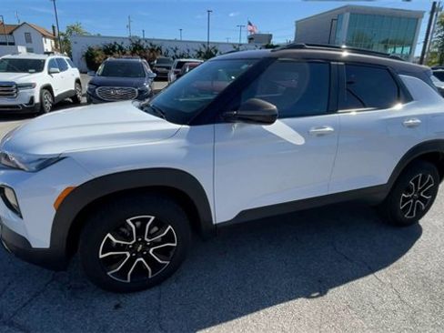 Used 2021 Chevrolet TrailBlazer ACTIV w/ Convenience Package image 6