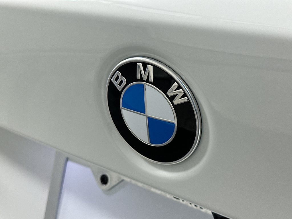 Used 2026 BMW 330i Sedan w/ Premium Package RWD image 22