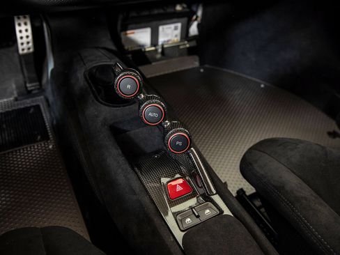 Certified 2020 Ferrari 488 Pista Coupe RWD image 14