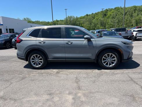 Used 2023 Honda CR-V EX-L image 6