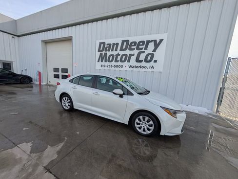 Used 2024 Toyota Corolla LE image 33