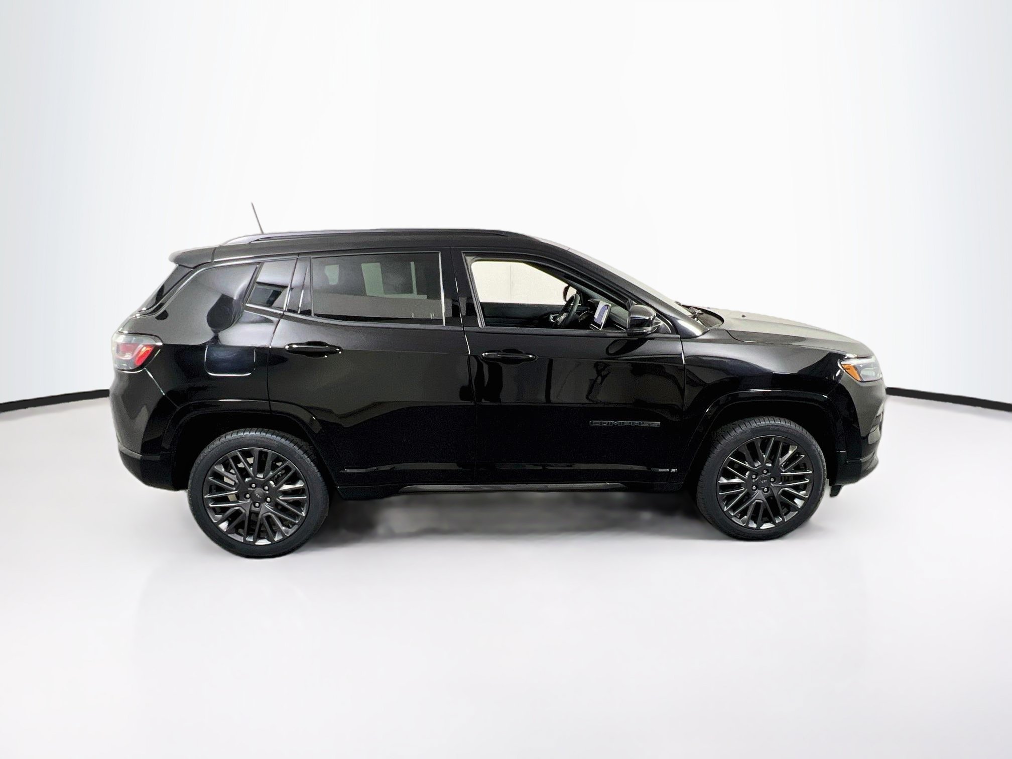 Used 2023 Jeep Compass High Altitude AWD/4WD image 4